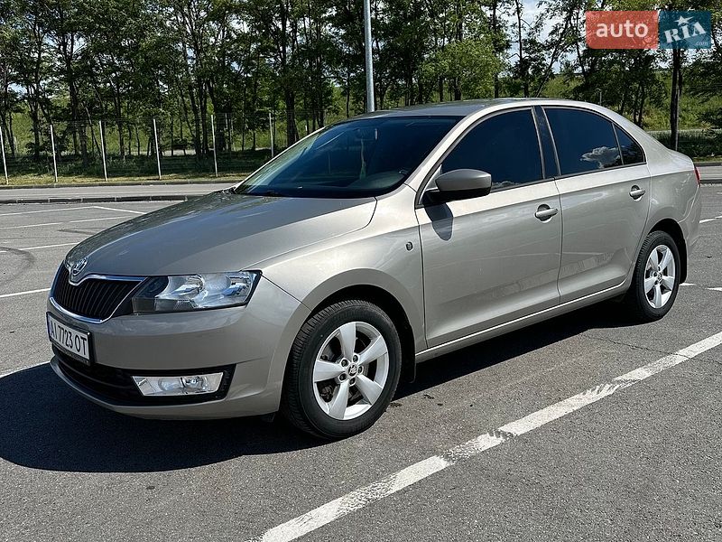 Хэтчбек Skoda Rapid 2013 в Днепре