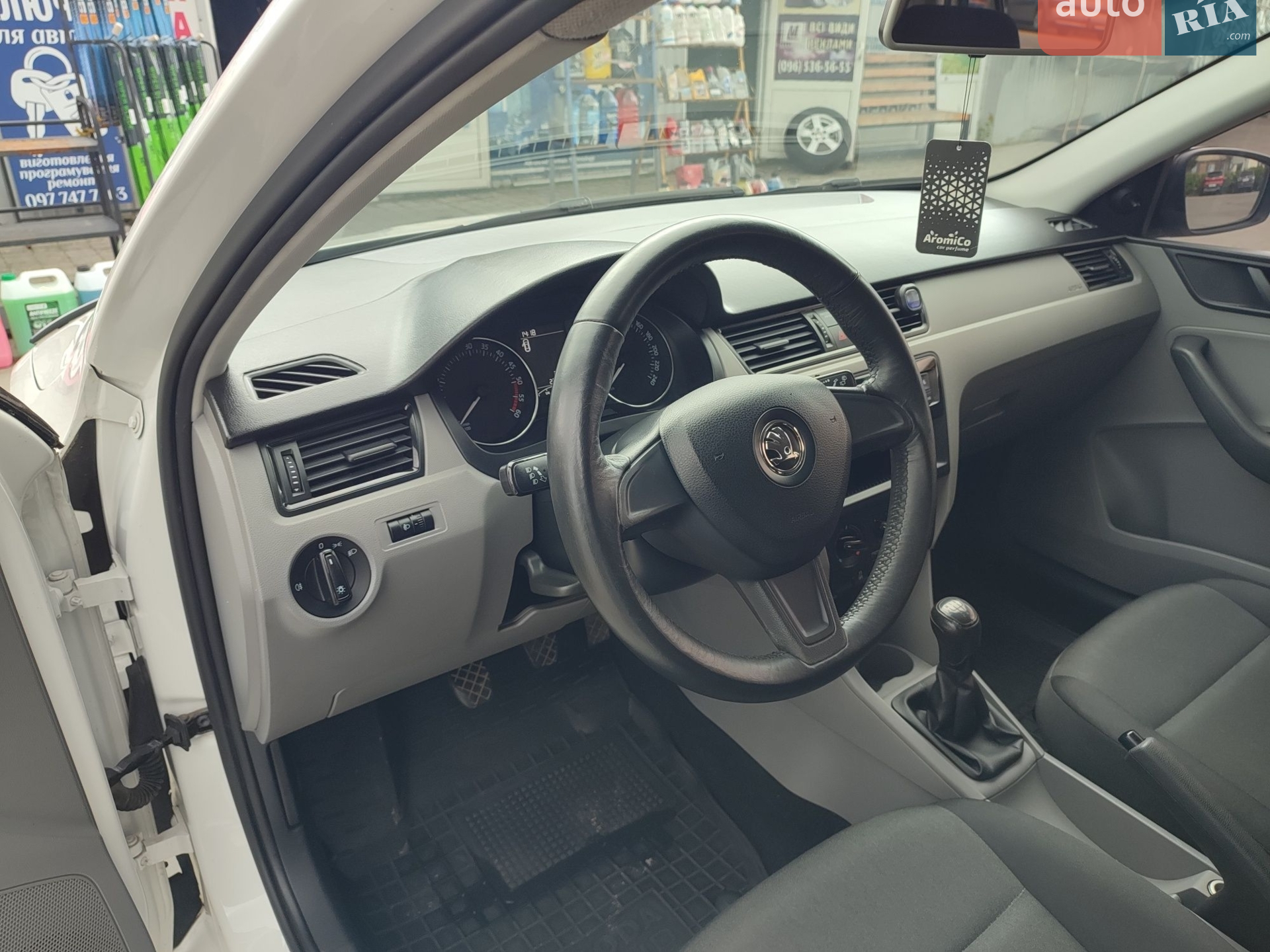 2015 Skoda Rapid - мініатюра 10