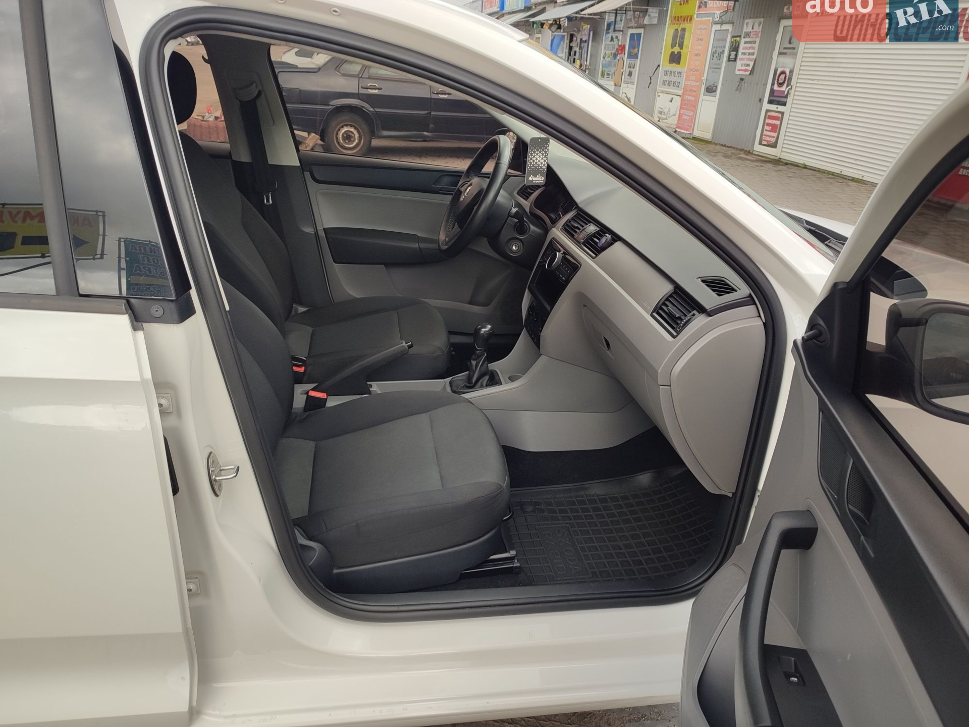 2015 Skoda Rapid - мініатюра 16