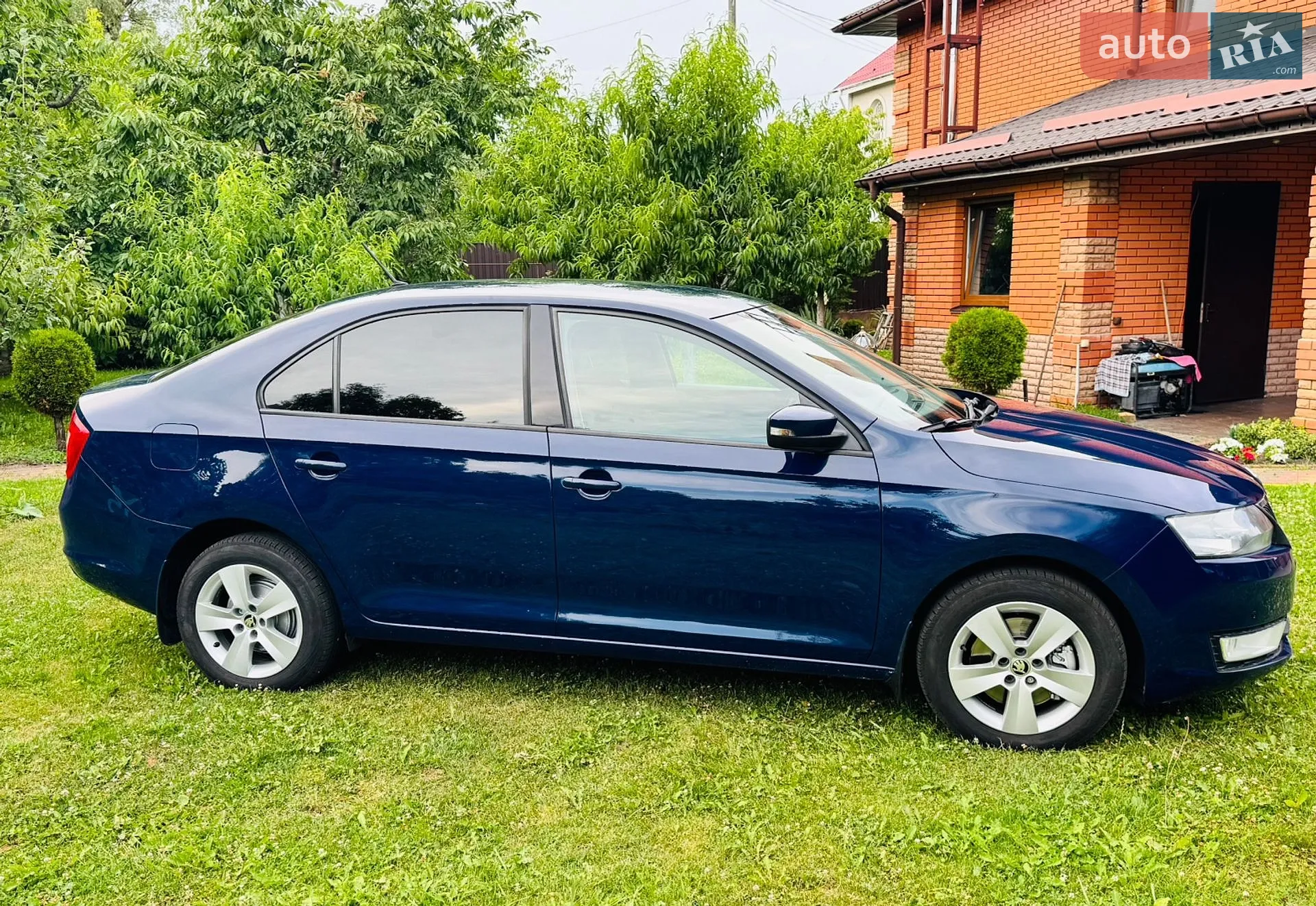 2015 Skoda Rapid - мініатюра 2