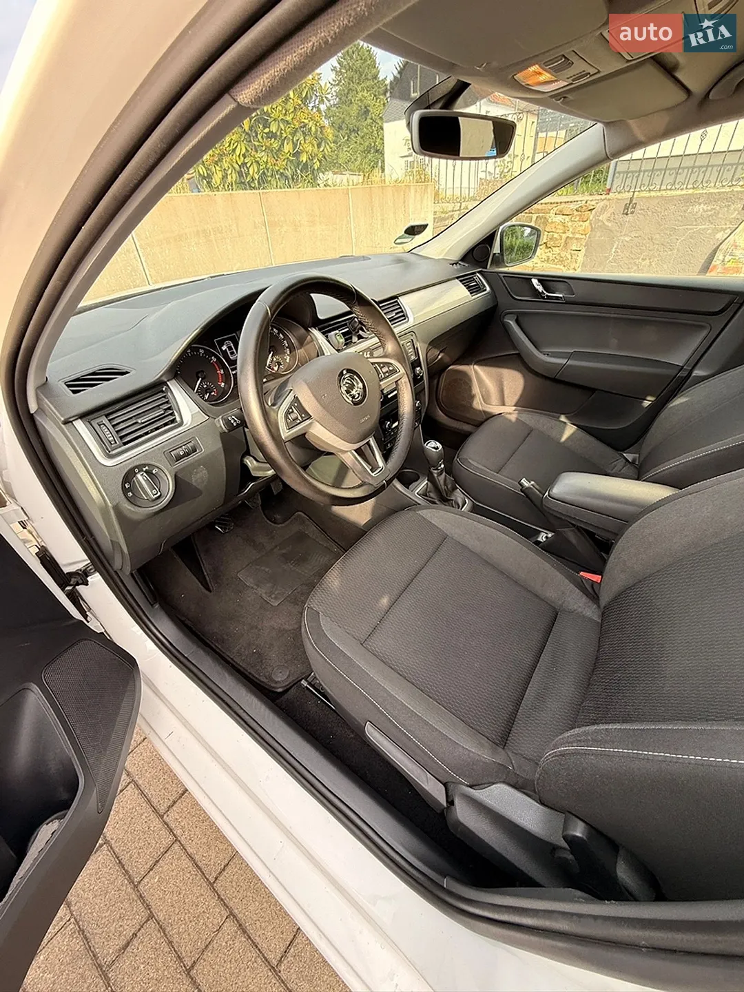 2015 Skoda Rapid - мініатюра 11