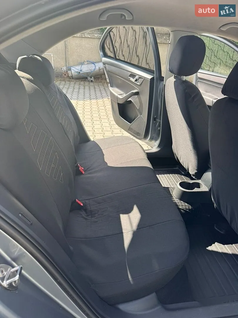 2013 Skoda Rapid - мініатюра 18