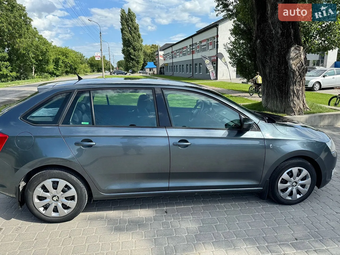 2014 Skoda Rapid - мініатюра 8