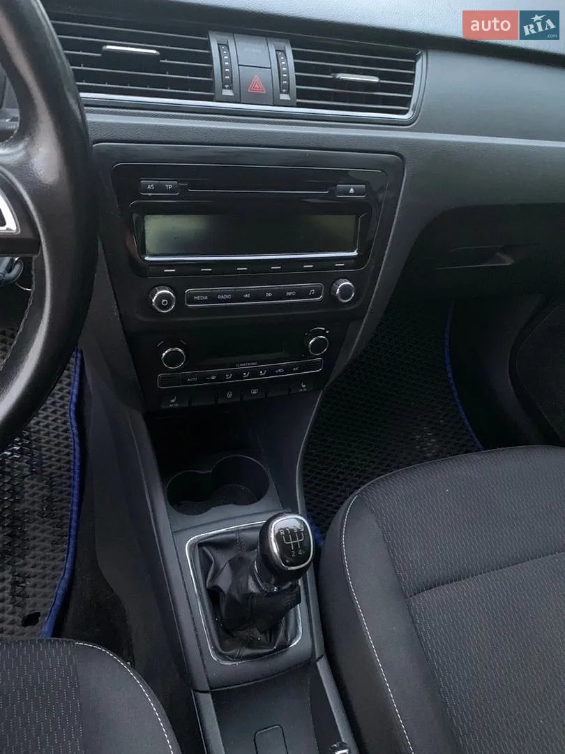 2013 Skoda Rapid - мініатюра 4