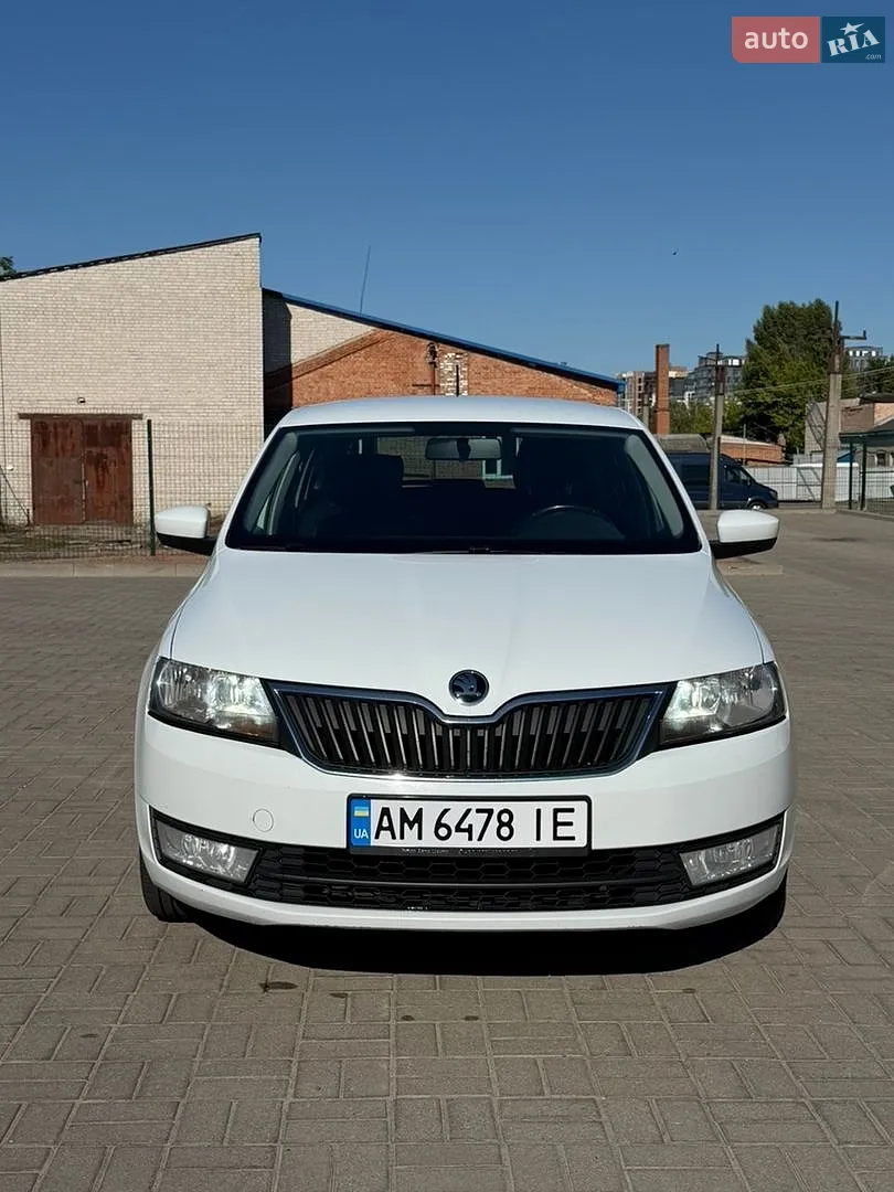 2014 Skoda Rapid - фото 1