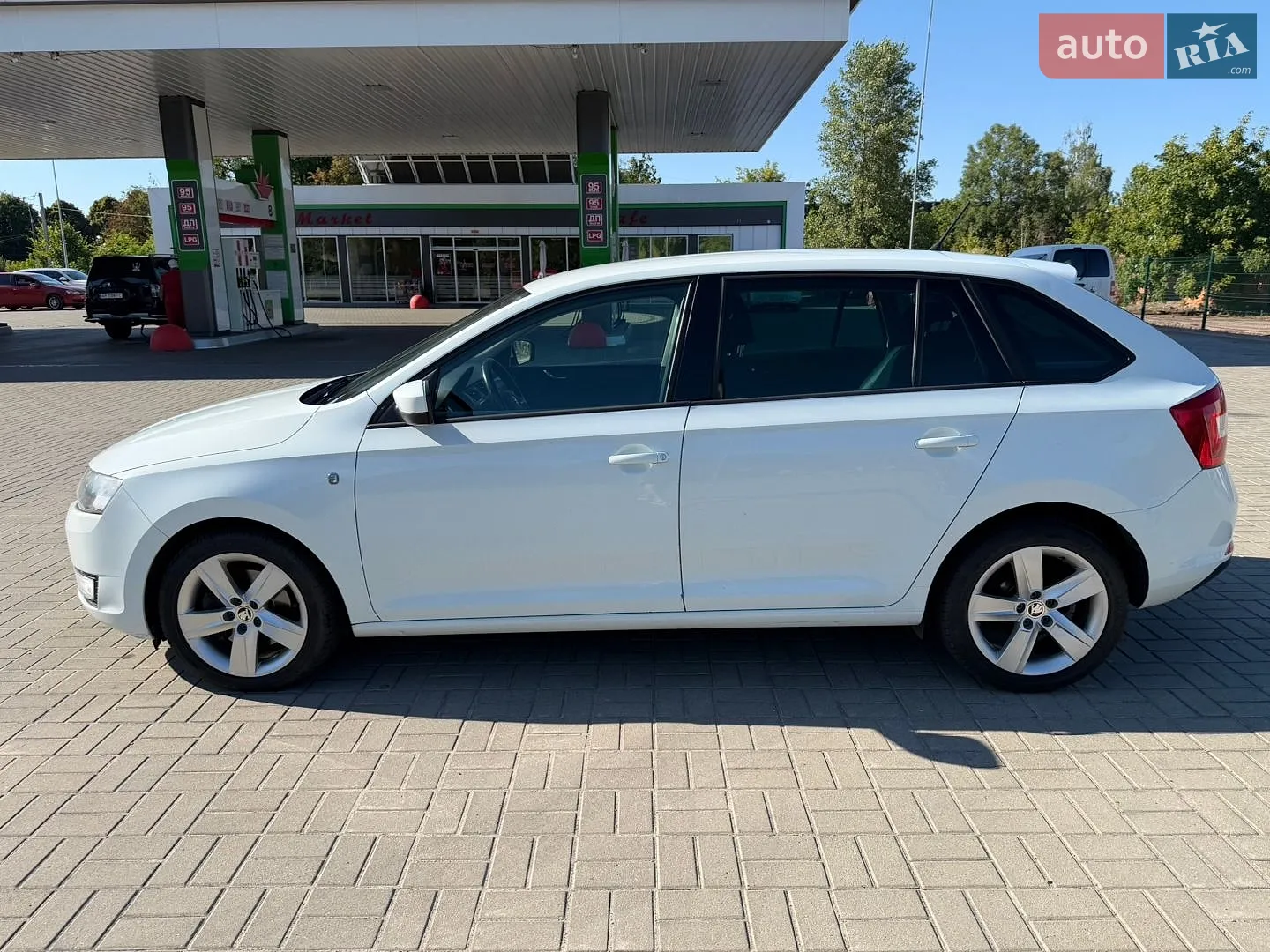 2014 Skoda Rapid - мініатюра 8