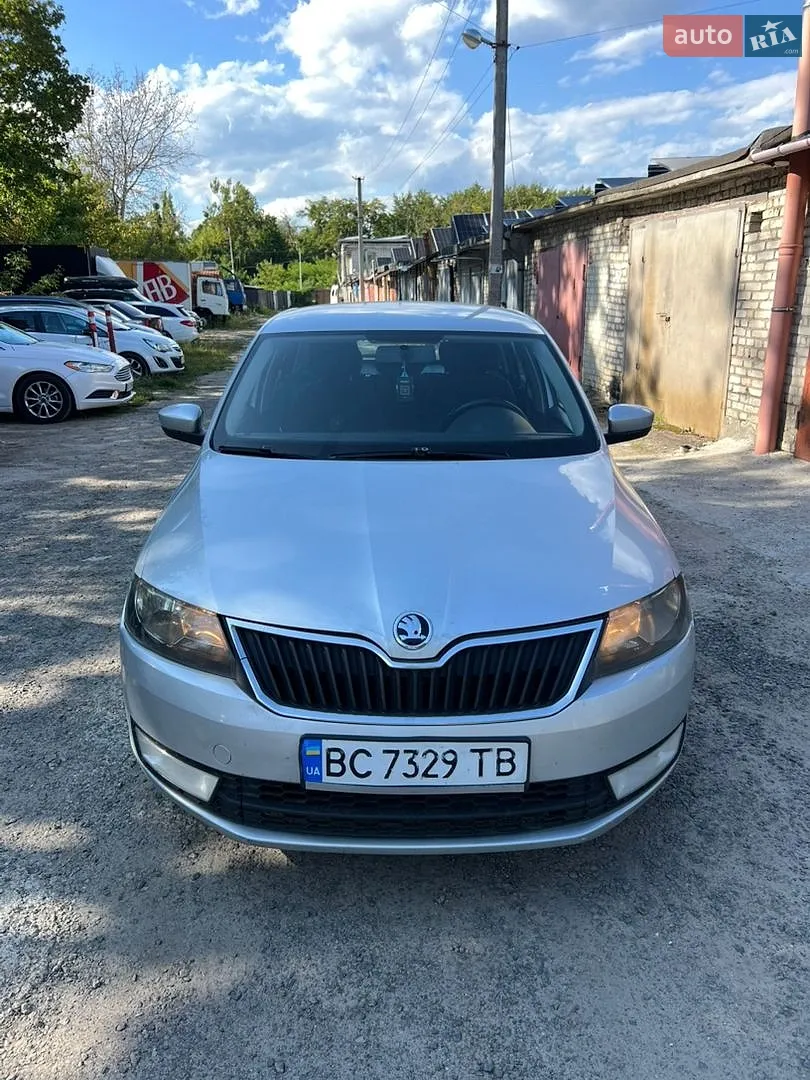 2015 Skoda Rapid - фото 1
