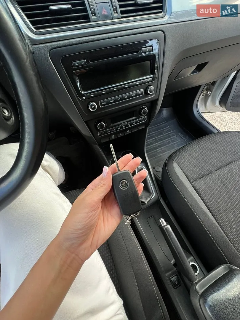 2015 Skoda Rapid - мініатюра 10