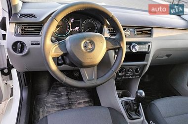 Хэтчбек Skoda Rapid 2015 в Луцке