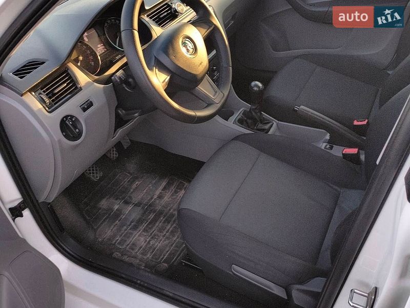 Хэтчбек Skoda Rapid 2015 в Луцке