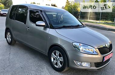 Хэтчбек Skoda Roomster 2011 в Днепре