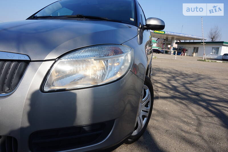 Універсал Skoda Roomster 2009 в Самборі