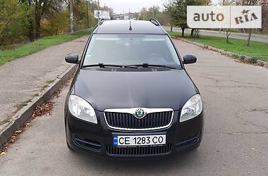 Минивэн Skoda Roomster 2009 в Смеле