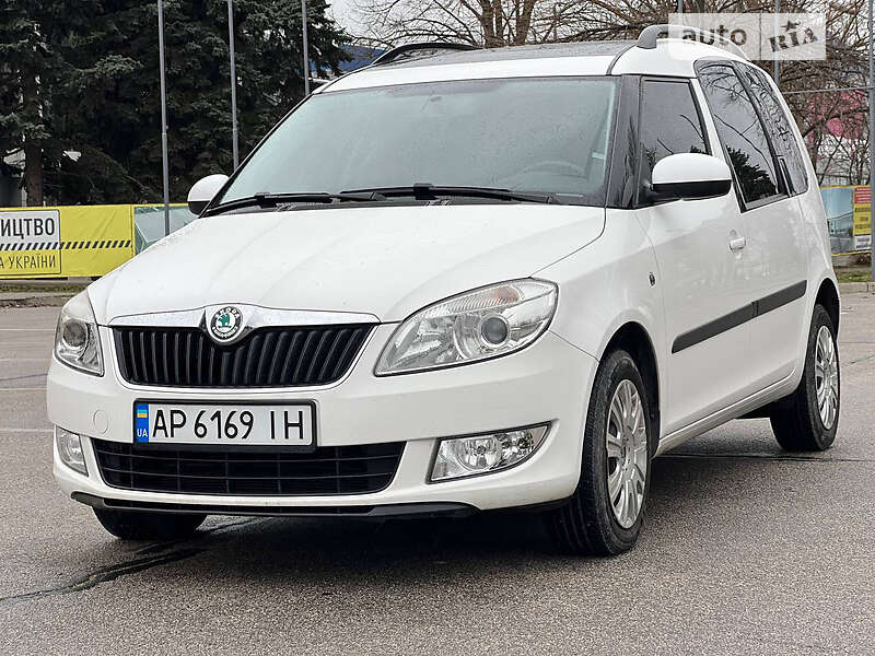 Микровэн Skoda Roomster 2011 в Запорожье