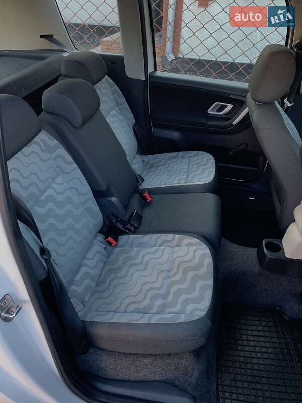 Мікровен Skoda Roomster 2009 в Звягелі