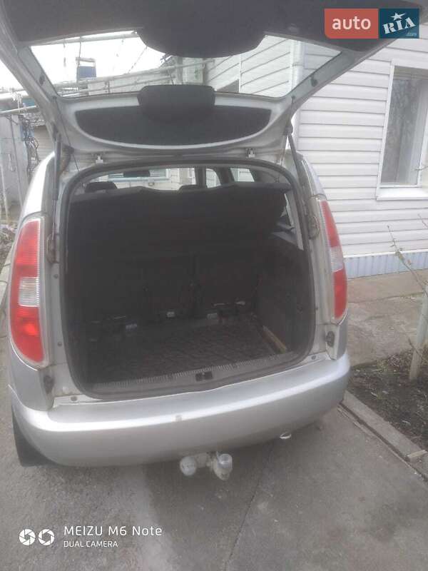 Микровэн Skoda Roomster 2007 в Покрове