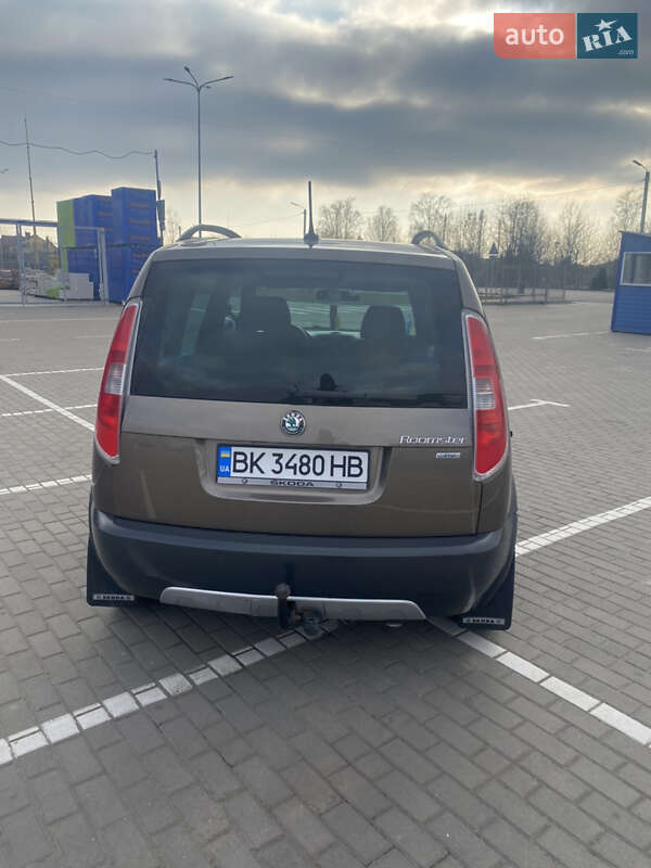 Мікровен Skoda Roomster 2011 в Дубні