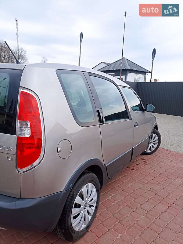 Микровэн Skoda Roomster 2013 в Киеве фото 3 Микровэн Skoda Roomster 2013 в Киеве