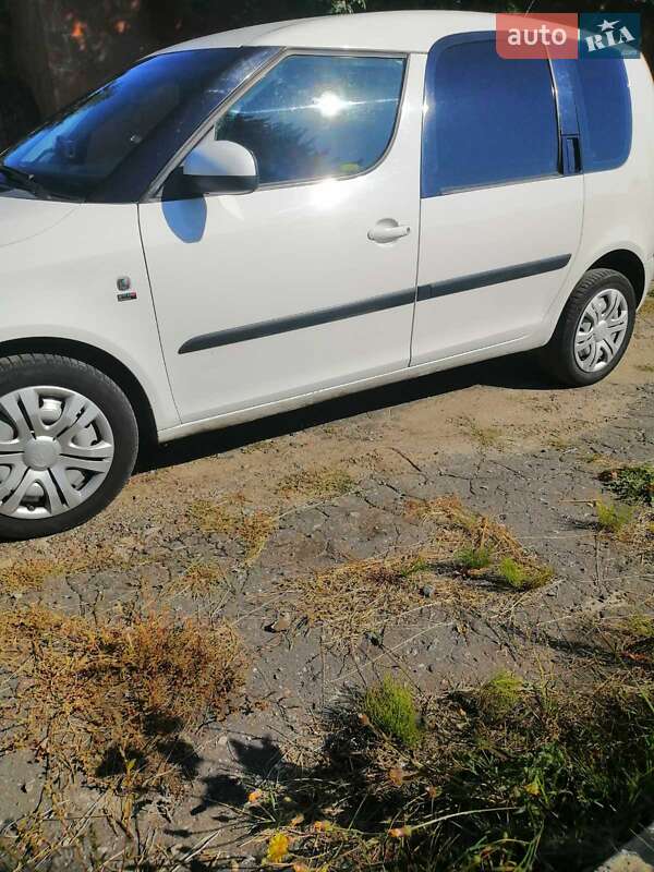 Мікровен Skoda Roomster 2010 в Чернігові