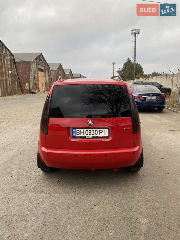 Микровэн Skoda Roomster 2008 в Черноморске