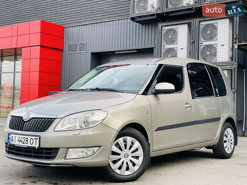 Микровэн Skoda Roomster 2011 в Днепре
