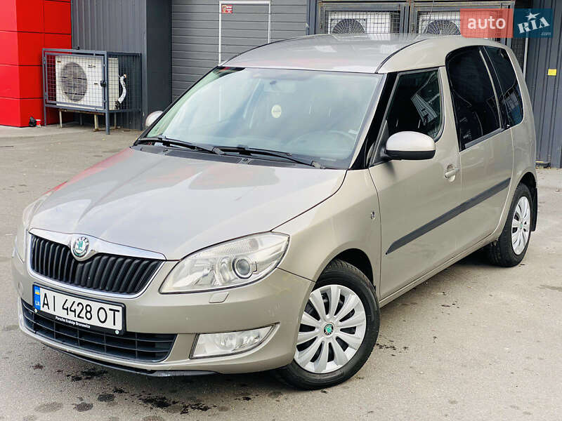 Микровэн Skoda Roomster 2011 в Днепре
