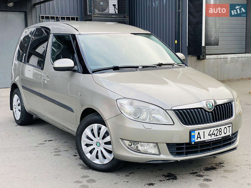 Микровэн Skoda Roomster 2011 в Днепре