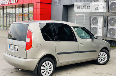 Микровэн Skoda Roomster 2011 в Днепре