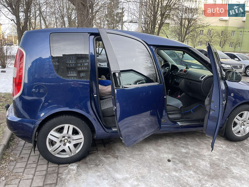 Микровэн Skoda Roomster 2008 в Луцке