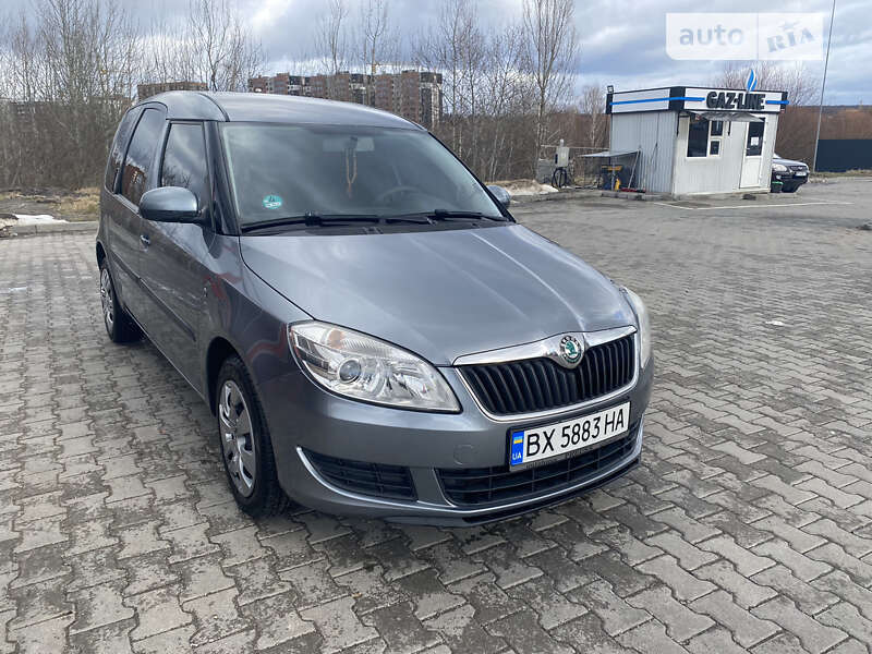 Микровэн Skoda Roomster 2011 в 
