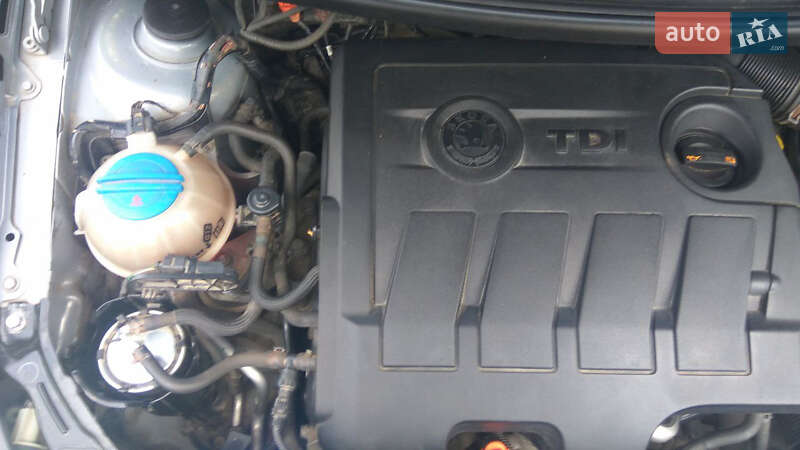 Мікровен Skoda Roomster 2011 в Тростянці