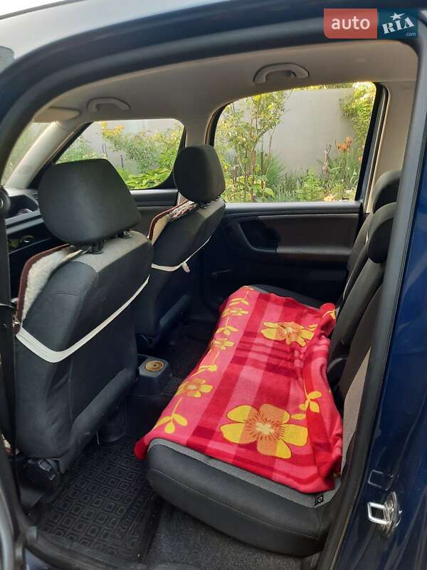 Микровэн Skoda Roomster 2009 в Кременчуге