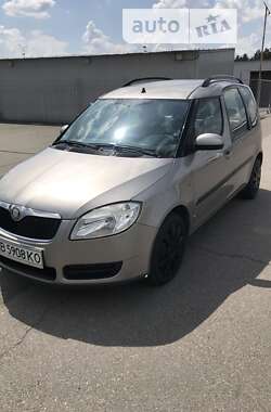 Микровэн Skoda Roomster 2007 в 