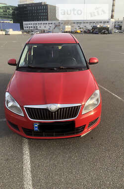 Микровэн Skoda Roomster 2010 в Киеве