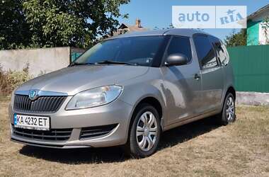 Микровэн Skoda Roomster 2012 в Киеве