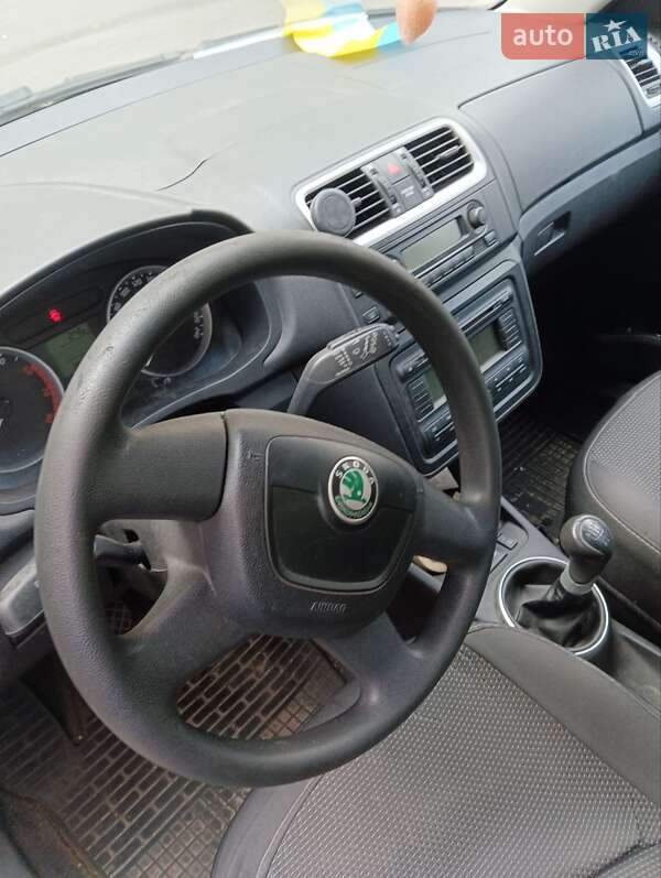 Микровэн Skoda Roomster 2009 в Киеве фото 7 Микровэн Skoda Roomster 2009 в Киеве