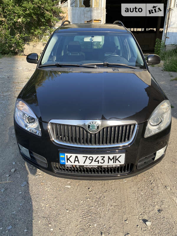 Микровэн Skoda Roomster 2006 в Киеве