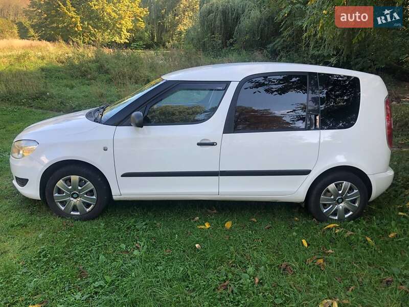 Микровэн Skoda Roomster 2014 в Луцке фото 3 Микровэн Skoda Roomster 2014 в Луцке