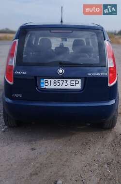 Микровэн Skoda Roomster 2013 в 