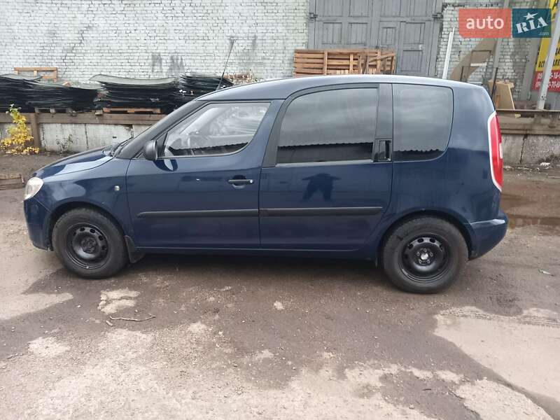 Микровэн Skoda Roomster 2009 в Киеве