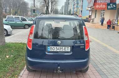 Микровэн Skoda Roomster 2009 в 