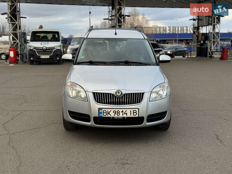 Мікровен Skoda Roomster 2008 в Дубні