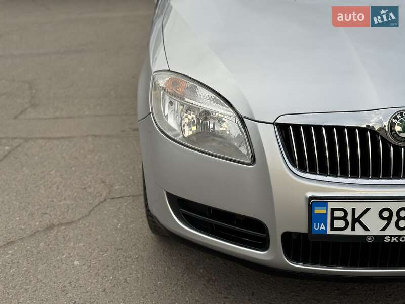 Мікровен Skoda Roomster 2008 в Дубні