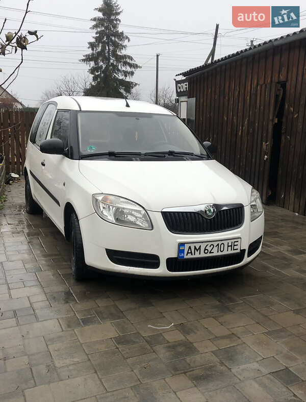 Мікровен Skoda Roomster 2008 в Черняхові