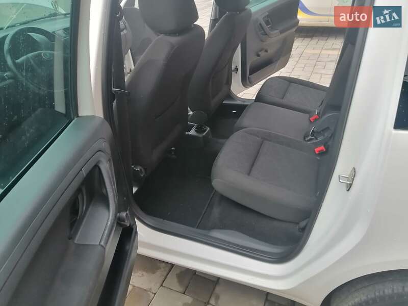 Мікровен Skoda Roomster 2012 в Перечині