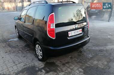 Микровэн Skoda Roomster 2012 в 