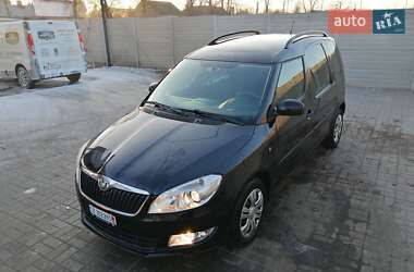 Микровэн Skoda Roomster 2012 в 