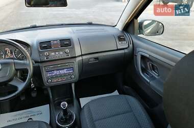 Микровэн Skoda Roomster 2012 в 