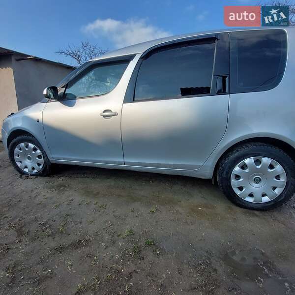 Мікровен Skoda Roomster 2008 в Кілії