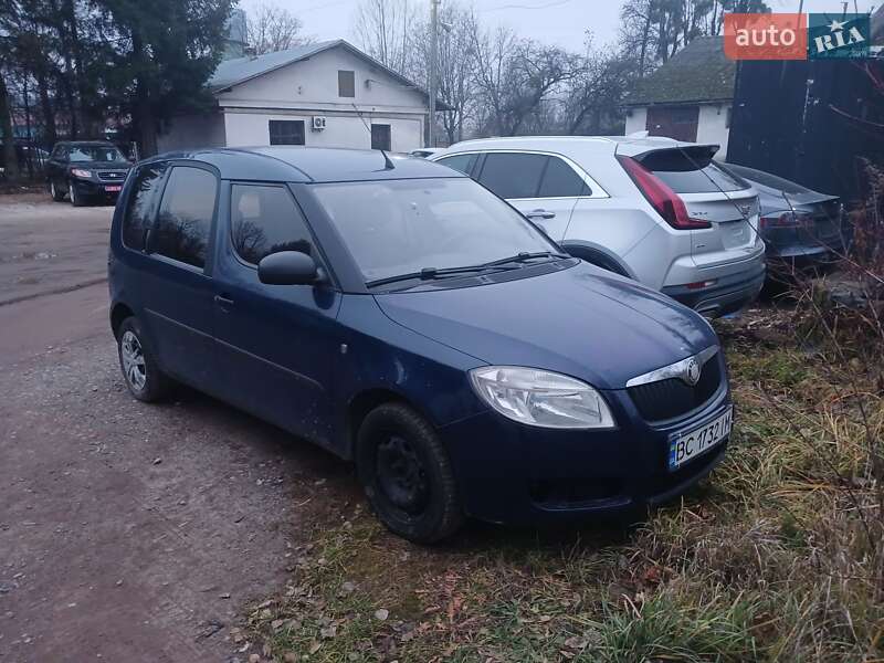 Микровэн Skoda Roomster 2009 в Львове